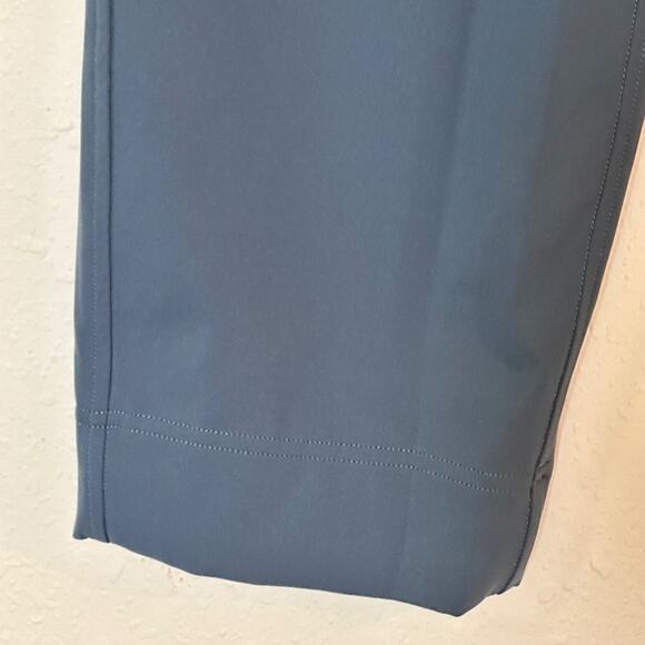Lululemon Tapered-Leg Mid-Rise Pant 7/8 Length, Luxtreme, Iron Blue, Size Medium - Picture 8 of 8